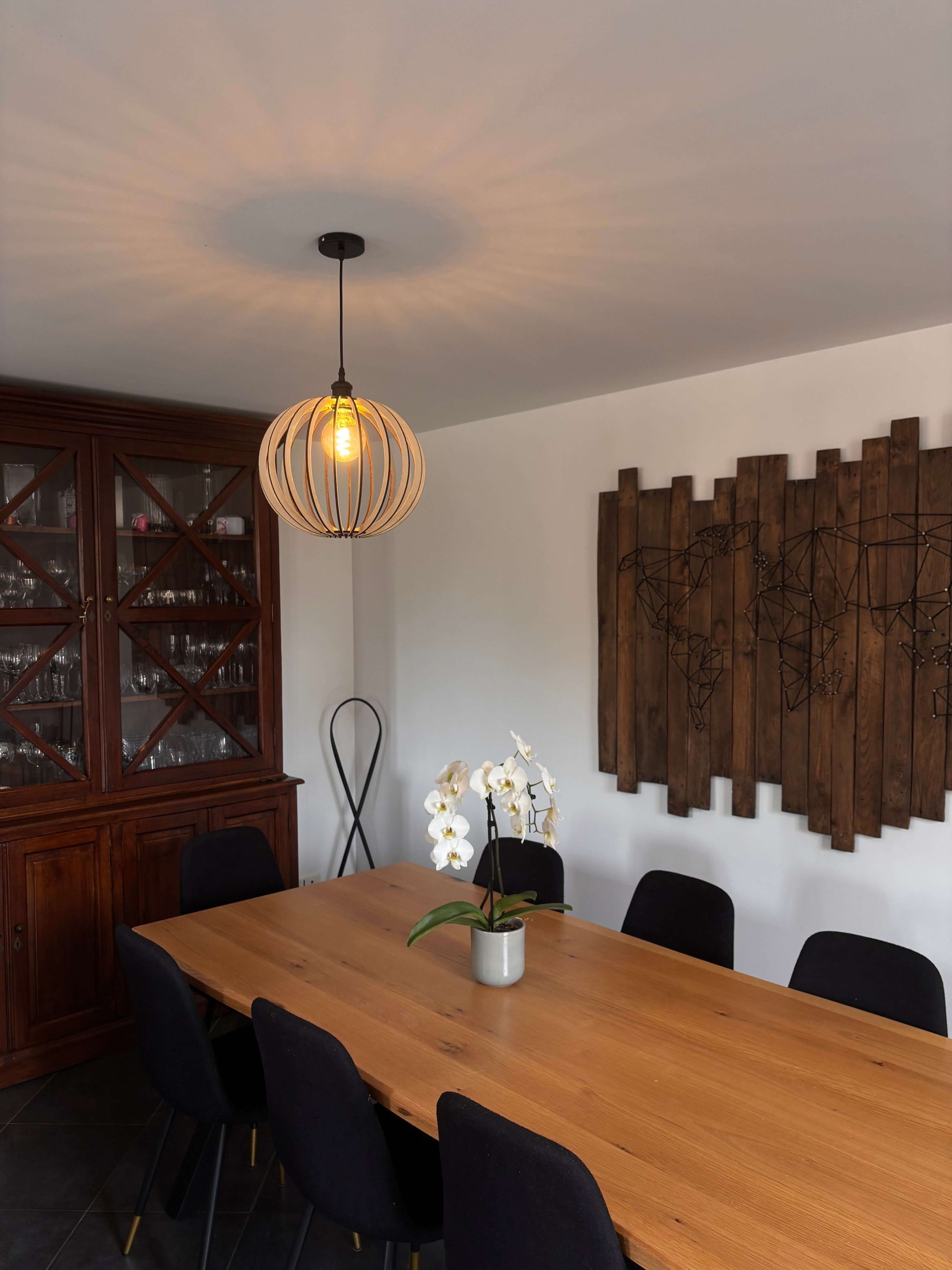 Lustre sphérique design en bois naturel